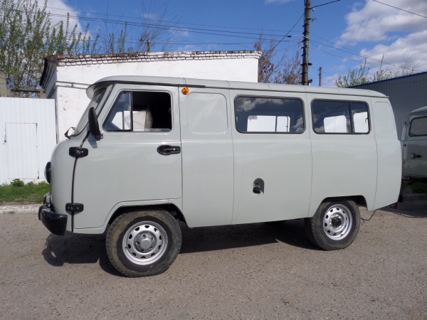 UAZ 374195 (УАЗ-374195)  гбо 4-го поколения Lovato (Италия) CNG (метан) металлические баллоны (тип-1) объемом по 50 литров каждый.